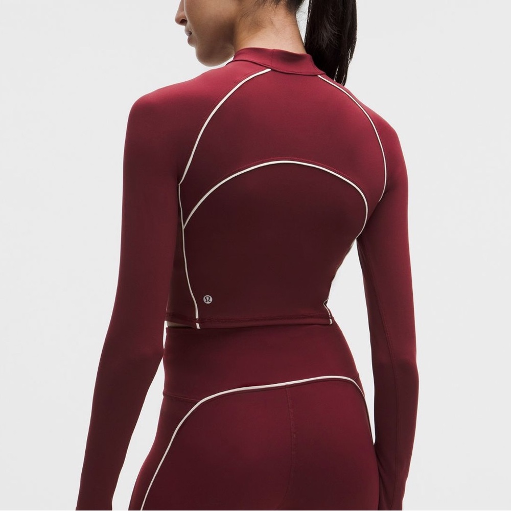 lululemon Long Sleeve crop top new - Picture 2 of 7